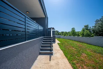 1-Bedroom Apartment for 4 in Pula