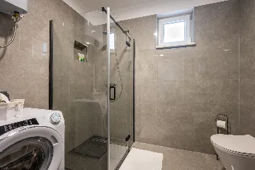 1-Bedroom Apartment for 4 in Pula