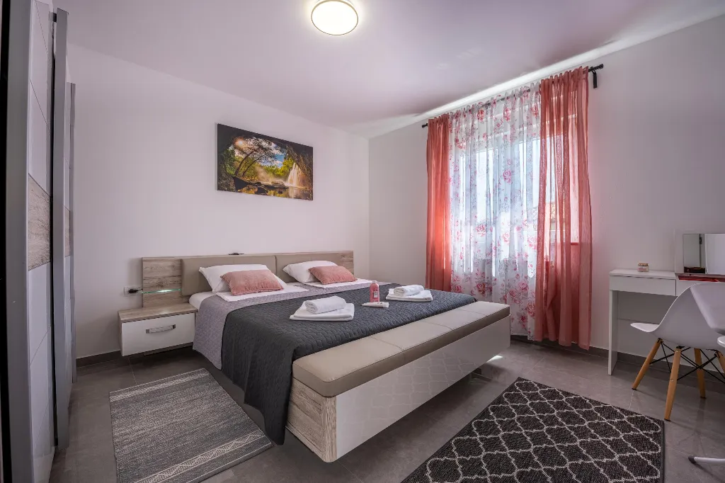 1-Bedroom Apartment for 4 in Pula