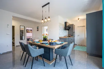 1-Bedroom Apartment for 4 in Pula