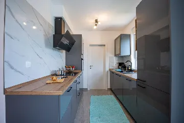 1-Bedroom Apartment for 4 in Pula