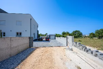 Two-Bedroom Apartment for 5 Guests in Pula