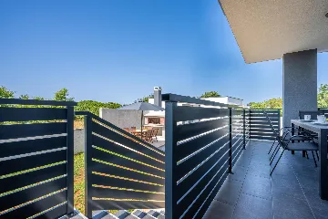 Two-Bedroom Apartment for 5 Guests in Pula