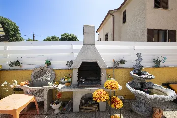 Banjole Villa with Private Pool and 10 Guests