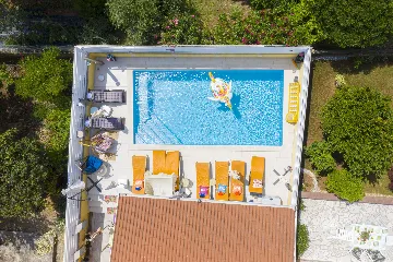 Banjole Villa with Private Pool and 10 Guests