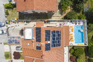 Banjole Villa with Private Pool and 10 Guests