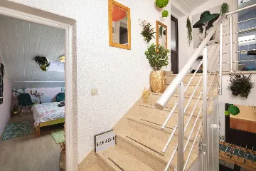 Banjole Villa with Private Pool and 10 Guests