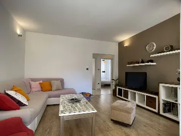 Two-Bedroom Apartment in Pula for 4 Guests