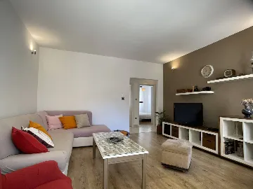 Two-Bedroom Apartment in Pula for 4 Guests