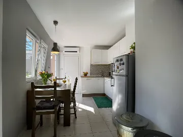 Two-Bedroom Apartment in Pula for 4 Guests