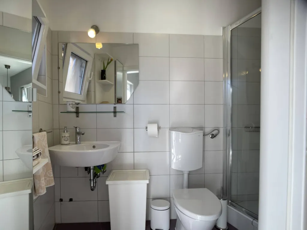 Two-Bedroom Apartment in Pula for 4 Guests