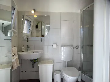 Two-Bedroom Apartment in Pula for 4 Guests