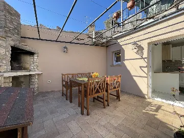Two-Bedroom Apartment in Pula for 4 Guests