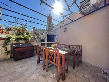 Two-Bedroom Apartment in Pula for 4 Guests