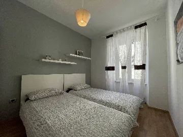 Two-Bedroom Apartment in Pula for 4 Guests