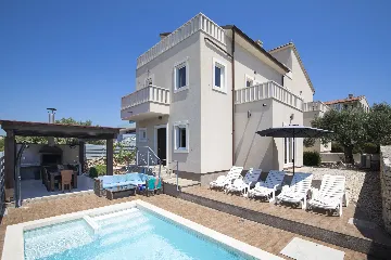 Villa in Premantura for up to 12 Guests