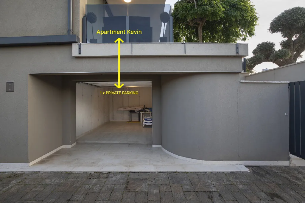 Pula Apartment for 8 Guests with Terrace Pool