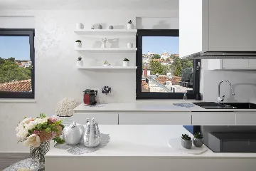 Pula Apartment for 8 Guests with Terrace Pool