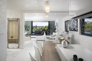 Pula Apartment for 8 Guests with Terrace Pool