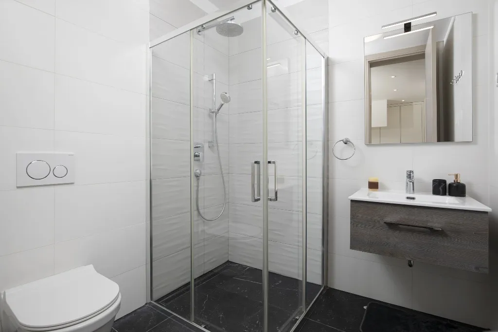 Pula Apartment for 8 Guests with Terrace Pool