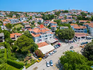 Apartment in Pješćana Uvala, Pula (Up to 8)