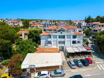 Apartment in Pješćana Uvala, Pula (Up to 8)