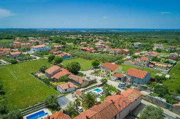 Pool Villa for 6 Guests in Pula, Croatia