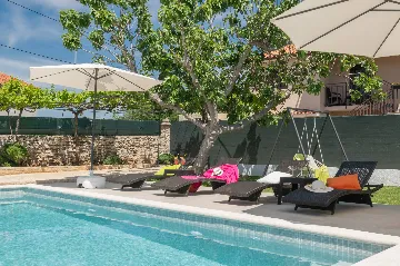 Pool Villa for 6 Guests in Pula, Croatia