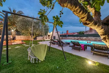 Pool Villa for 6 Guests in Pula, Croatia