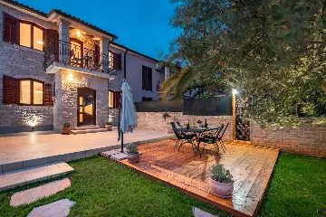 Pool Villa for 6 Guests in Pula, Croatia