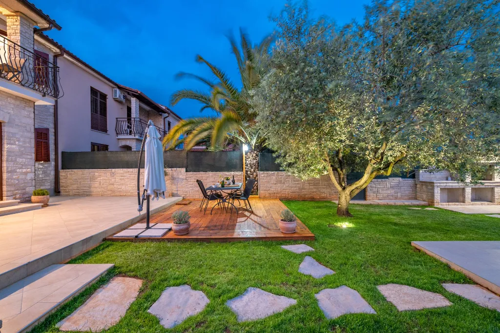 Pool Villa for 6 Guests in Pula, Croatia