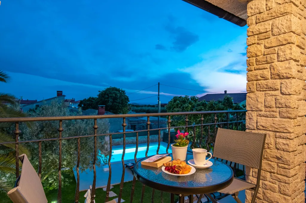 Pool Villa for 6 Guests in Pula, Croatia