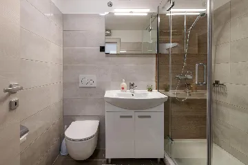 1-Bedroom Apartment in Pula for Up to 4 Guests