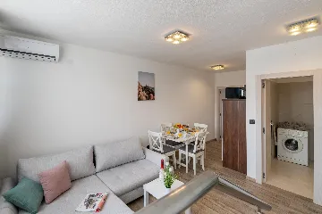 Quiet Veli Vrh 1-Bedroom Apartment for 4 in Pula