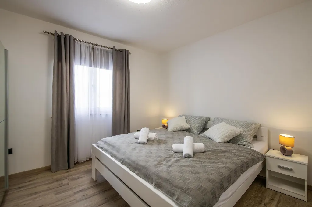 Quiet Veli Vrh 1-Bedroom Apartment for 4 in Pula