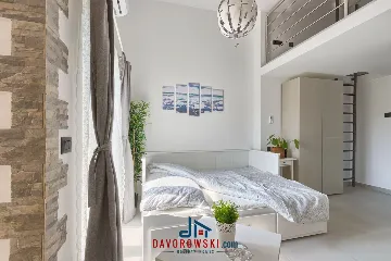 Studio Apartment in Pula with Private Balcony