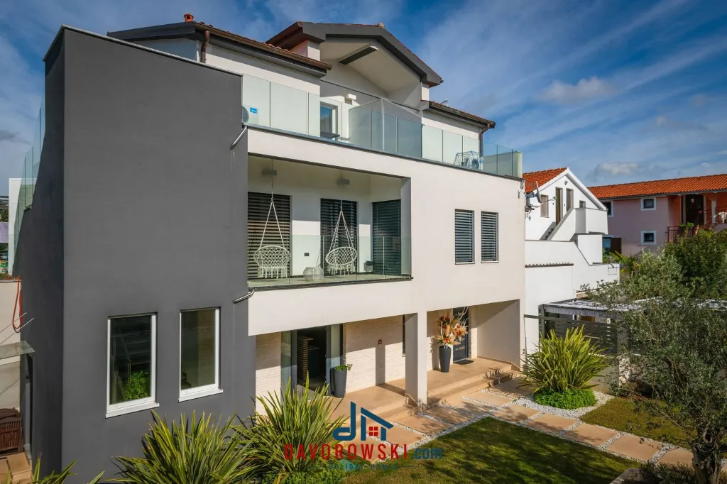 Studio Apartment in Pula with Private Balcony