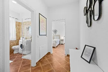 4-Bedroom Villa in Svetvinčenat for 8 Guests