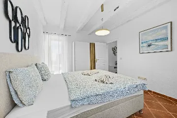 4-Bedroom Villa in Svetvinčenat for 8 Guests