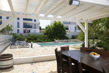 Villa in Ližnjan for 12 Guests near the Adriatic