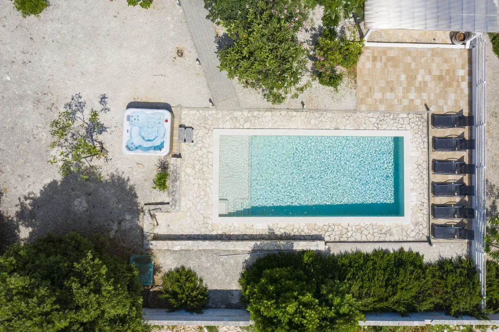 Villa in Ližnjan for 12 Guests near the Adriatic