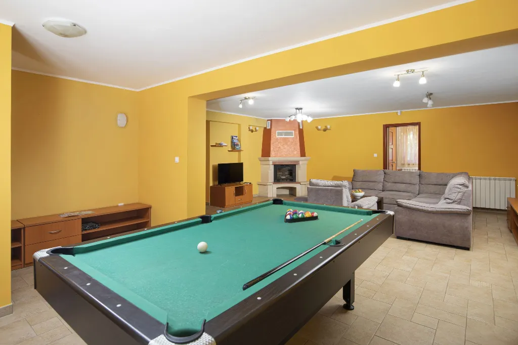 Villa in Ližnjan for 12 Guests near the Adriatic