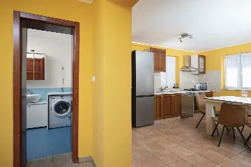 Villa in Ližnjan for 12 Guests near the Adriatic