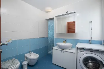 Villa in Ližnjan for 12 Guests near the Adriatic