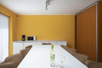 Villa in Ližnjan for 12 Guests near the Adriatic