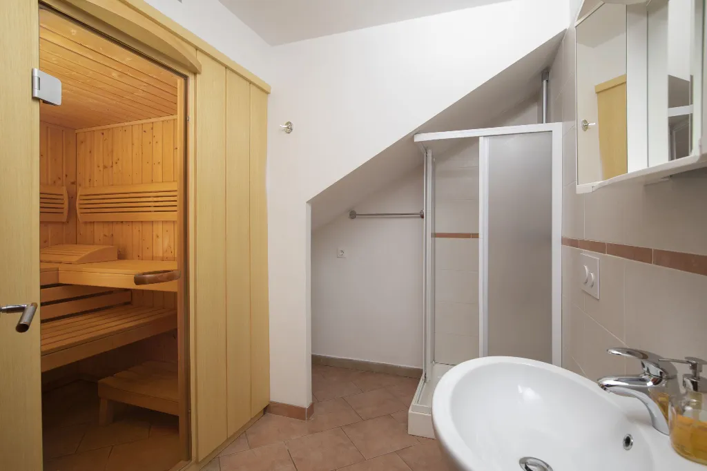 Villa in Ližnjan for 12 Guests near the Adriatic