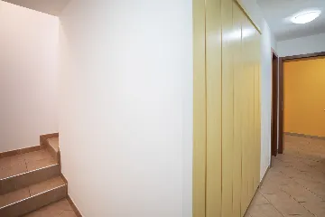 Villa in Ližnjan for 12 Guests near the Adriatic