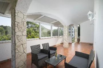 Villa in Ližnjan for 12 Guests near the Adriatic