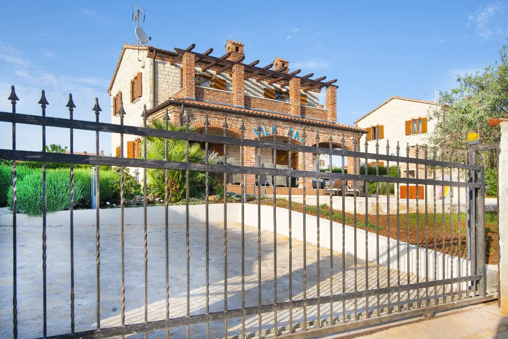 Detached Villa for 6 Guests in Istria