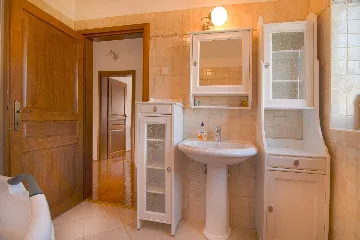 Detached Villa for 6 Guests in Istria